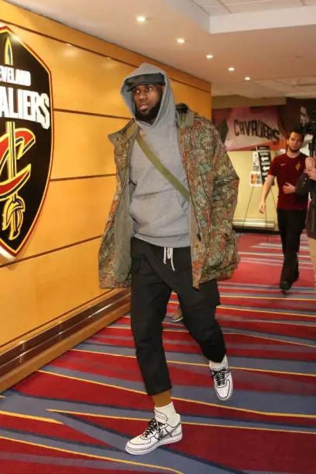 也是对手压 也是对手压